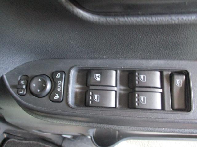 タント Ｘ　ワンオーナー車　社外７インチナビ　バックカメラ　シートヒーター　プッシュスタート　片側パワースライド　アイドリングストップ　ＥＴＣ（17枚目）