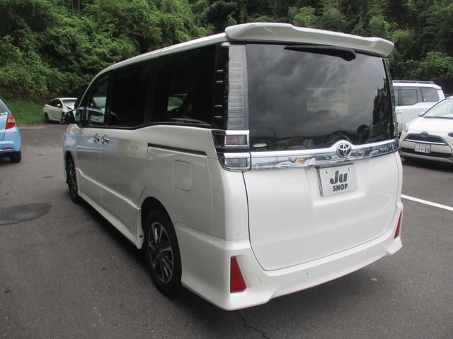 ヴォクシー ＺＳ　煌ＩＩＩ　禁煙車　純正ナビ　両側パワースライドドア　オートハイビーム　安全装備　ＥＴＣ　ドライブレコーダー　クルーズコントロール　ステアリングリモコン（6枚目）