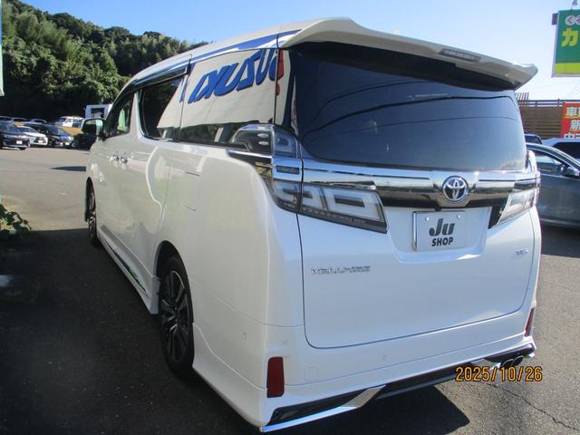 ヴェルファイア ３．５Ｚ　Ｇ　ワンオーナー車　モデリスタエアロ　サンルーフ　電動リアゲート　フリップダウンモニター　ＤＶＤ　ＨＤＭＩ　ＡＣ１００Ｖ　デジタルインナーミラー　フルセグＴＶ　ＴＶキャンセラー　ドライブレコーダー（6枚目）