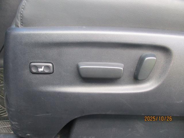 ヴェルファイア ３．５Ｚ　Ｇ　ワンオーナー車　モデリスタエアロ　サンルーフ　電動リアゲート　フリップダウンモニター　ＤＶＤ　ＨＤＭＩ　ＡＣ１００Ｖ　デジタルインナーミラー　フルセグＴＶ　ＴＶキャンセラー　ドライブレコーダー（14枚目）