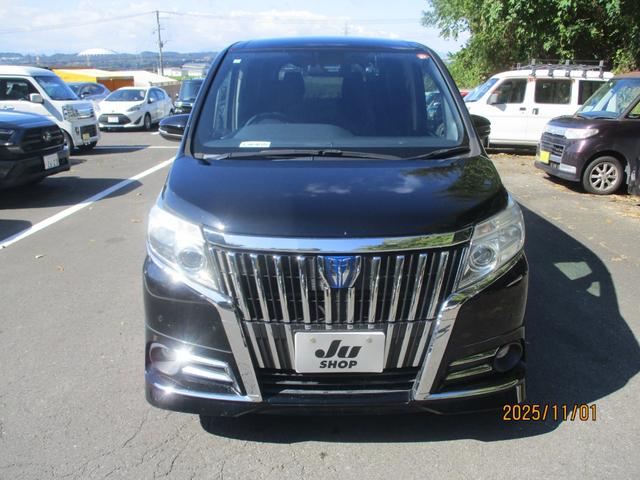 エスクァイア ハイブリッドＸｉ　純正９インチナビ　フリップダウンモニター　両側パワースライドドア　シートカバー　安全装備　プッシュスタート　シートヒーター　オートライト　ステアリングリモコン（4枚目）