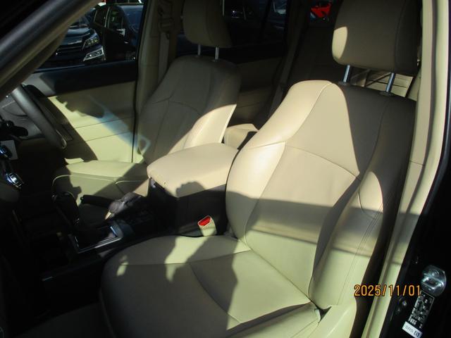 ランドクルーザープラド TX Lパッケージ 禁煙車 ベージュシート 7人乗り パワーシート スペアキー 純正7インチナビ プッシュスタート 電格ミラー ETC(13枚目)