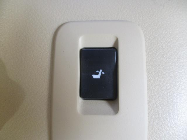 ランドクルーザープラド TX Lパッケージ 禁煙車 ベージュシート 7人乗り パワーシート スペアキー 純正7インチナビ プッシュスタート 電格ミラー ETC(19枚目)