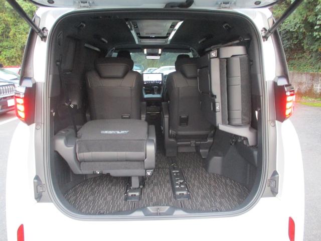 アルファード Z ワンオーナー車 禁煙車 パワーバックドア フリップダウンモニター 両側パワースライドドア パワーシート 置くだけ充電 ETC2.0 デジタルインナーミラー 全方位カメラ フルセグTV(9枚目)