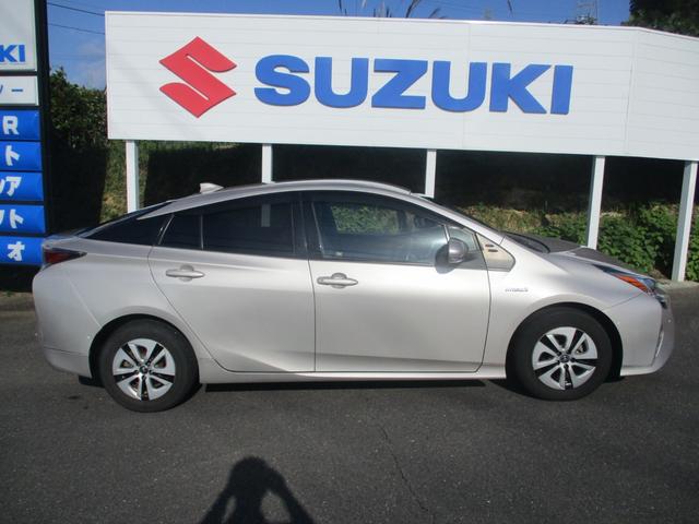 プリウス Aプレミアム 純正9インチナビ バックカメラ AC100V シートヒーター ドライブレコーダー ETC HUD オートハイビーム パワーシート ステアリングリモコン クルーズコントロール(31枚目)