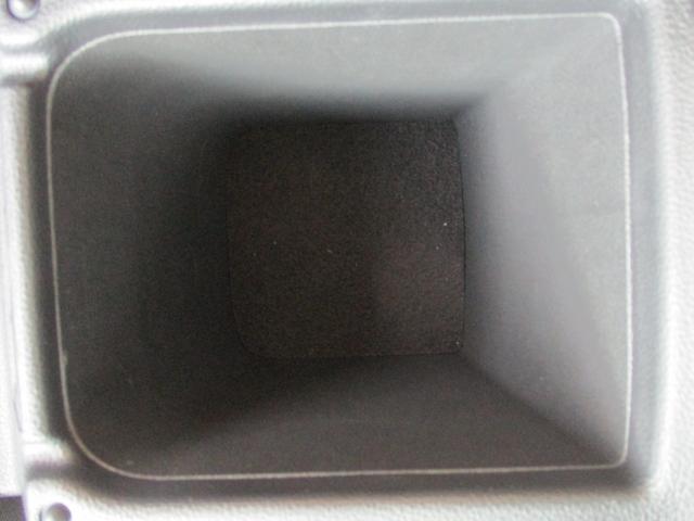 ゴルフ TDIアクティブアドバンス ワンオーナー車 禁煙車 パドルシフト クルーズコントロール ステアリングリモコン クリアランスソナー 全方位カメラ ETC2.0(17枚目)