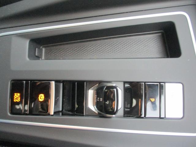 ゴルフ TDIアクティブアドバンス ワンオーナー車 禁煙車 パドルシフト クルーズコントロール ステアリングリモコン クリアランスソナー 全方位カメラ ETC2.0(19枚目)