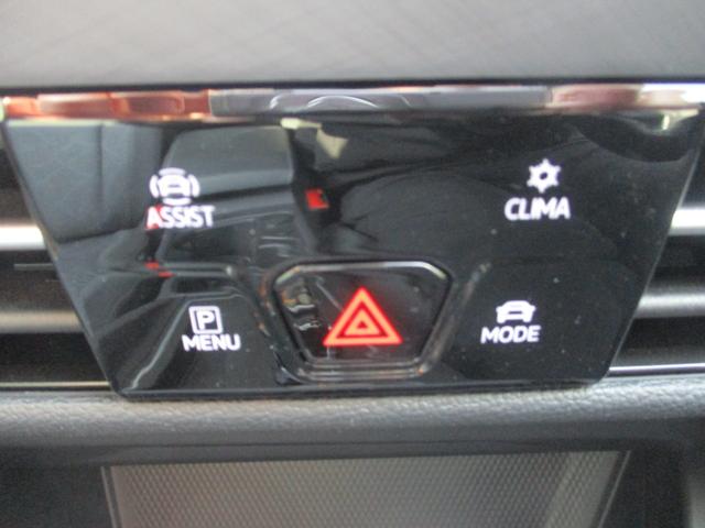 ゴルフ TDIアクティブアドバンス ワンオーナー車 禁煙車 パドルシフト クルーズコントロール ステアリングリモコン クリアランスソナー 全方位カメラ ETC2.0(22枚目)