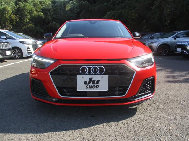 Ａ１スポーツバック ３５ＴＦＳＩ　アドバンスド　フルセグＴＶ　バックカメラ　ドライブレコーダー　ステアリングリモコン（4枚目）