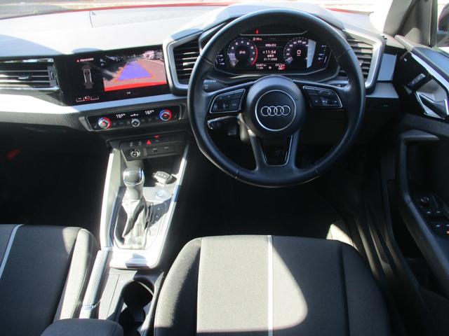 Ａ１スポーツバック ３５ＴＦＳＩ　アドバンスド　フルセグＴＶ　バックカメラ　ドライブレコーダー　ステアリングリモコン（11枚目）