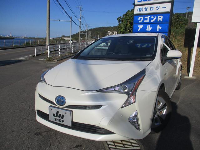 プリウス Ａ　禁煙車　純正９インチナビ　バックカメラ　ＥＴＣ　ＨＵＤ　オートハイビーム　ステアリングリモコン（3枚目）