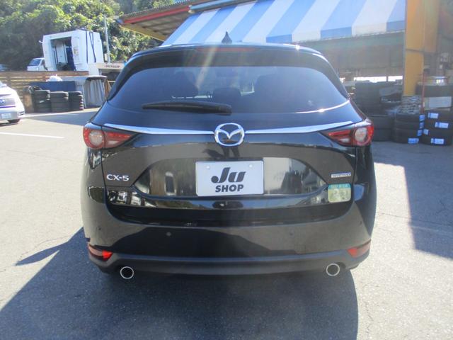 ＣＸ－５ ＸＤ　エクスクルーシブモード　スペアキー　アルパイン後席モニター　ＤＶＤ再生　ＢＯＳＥサウンド　全方位カメラ　ＨＵＤ　パドルシフト　パワーバックドア　ステアリングヒーター　パワーシート　クルーズコントロール　ステアリングリモコン（7枚目）