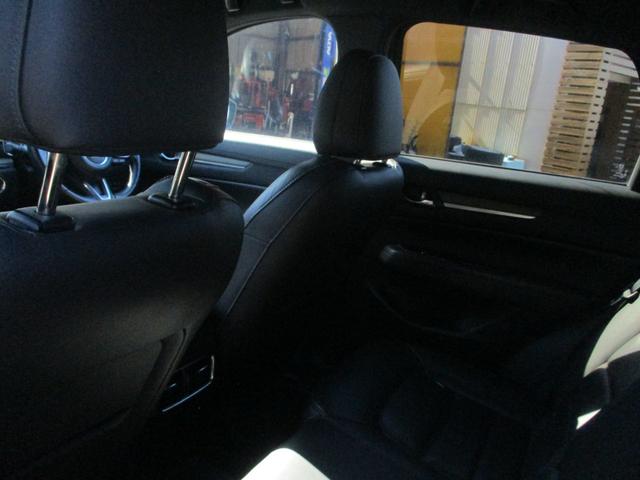 ＣＸ－５ ＸＤ　エクスクルーシブモード　スペアキー　アルパイン後席モニター　ＤＶＤ再生　ＢＯＳＥサウンド　全方位カメラ　ＨＵＤ　パドルシフト　パワーバックドア　ステアリングヒーター　パワーシート　クルーズコントロール　ステアリングリモコン（14枚目）