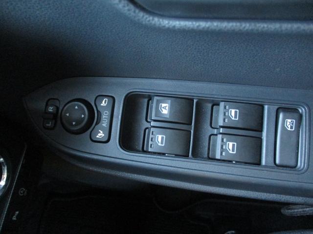 タント Ｌ　ワンオーナー車　禁煙車　安全装備　アイドリングストップ　プッシュスタート　オートライト（12枚目）