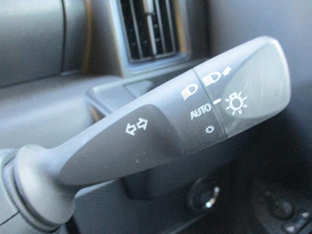 タント Ｌ　ワンオーナー車　禁煙車　安全装備　アイドリングストップ　プッシュスタート　オートライト（15枚目）