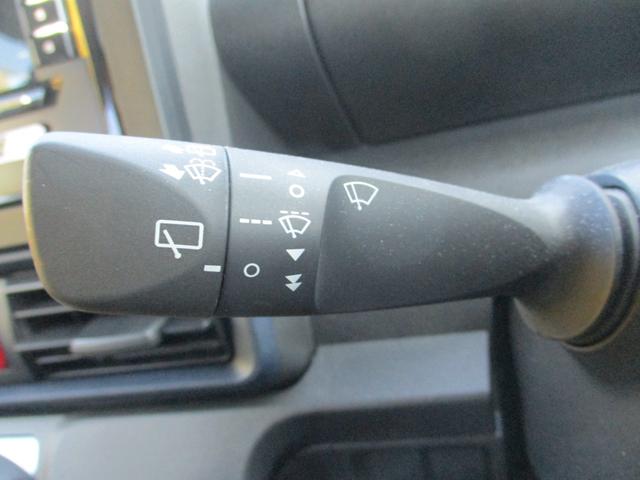 タント Ｌ　ワンオーナー車　禁煙車　安全装備　アイドリングストップ　プッシュスタート　オートライト（16枚目）