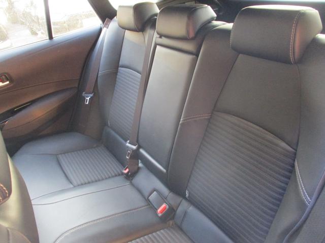 カローラツーリング ハイブリッド ダブルバイビー 純正ディスプレイオーディオ バックカメラ ステアリングヒーター シートヒーター オートハイビーム ETC クルーズコントロール ステアリングリモコン(11枚目)