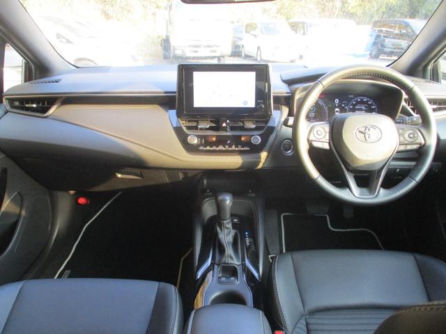 カローラツーリング ハイブリッド ダブルバイビー 純正ディスプレイオーディオ バックカメラ ステアリングヒーター シートヒーター オートハイビーム ETC クルーズコントロール ステアリングリモコン(13枚目)