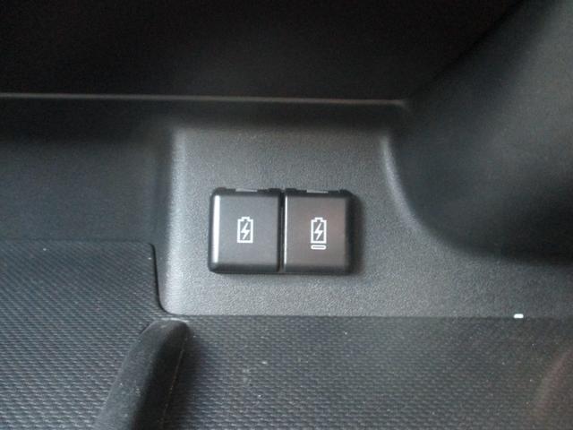 スペーシアカスタム ハイブリッドＸＳ　純正スズキコネクトナビ　全方位カメラ　シートヒーター　フルセグＴＶ　ＴＶキャンセラー　ステアリングヒーター　ＥＴＣ　アイドリングストップ　クルーズコントロール　ステアリングリモコン（20枚目）