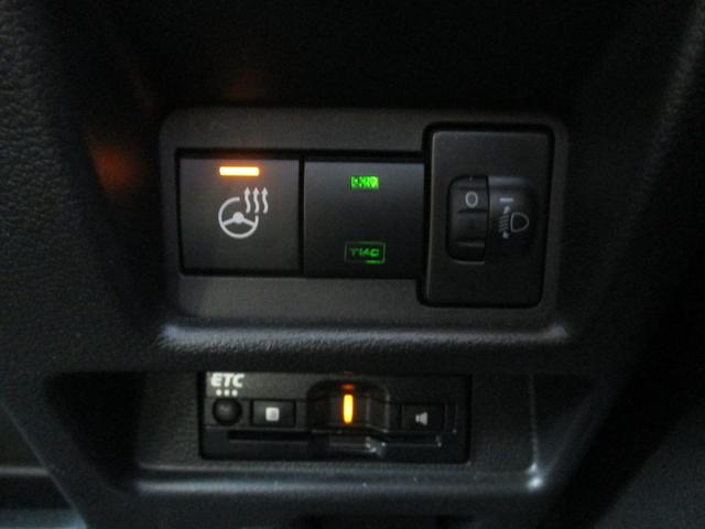 スペーシアカスタム ハイブリッドＸＳ　純正スズキコネクトナビ　全方位カメラ　シートヒーター　フルセグＴＶ　ＴＶキャンセラー　ステアリングヒーター　ＥＴＣ　アイドリングストップ　クルーズコントロール　ステアリングリモコン（22枚目）