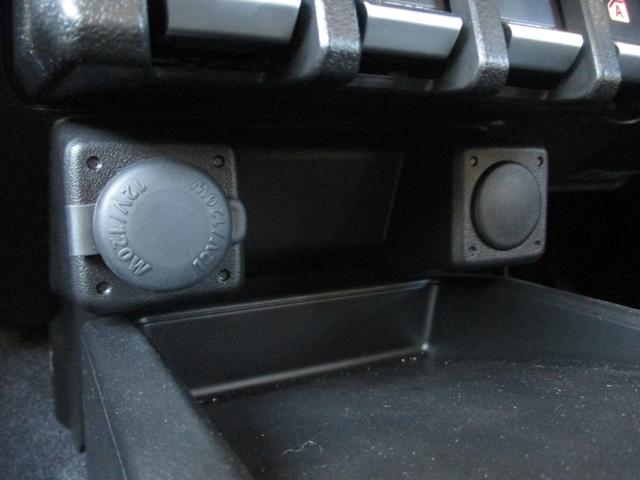 ジムニーシエラ ＪＣ　ワンオーナー車　禁煙車　社外７インチナビ　シートヒーター　クルーズコントロール　ステアリングリモコン　ＥＴＣ　フォグランプ（16枚目）
