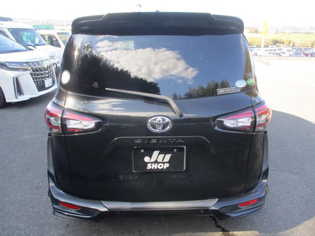 シエンタ Ｇ　クエロ　ワンオーナー車　禁煙車　モデリスタ　スペアキー　純正９インチナビ　フルセグＴＶ　ＴＶキャンセラー　全方位カメラ　両側パワースライドドア　ＥＴＣ　オートハイビーム　ステアリングリモコン（7枚目）