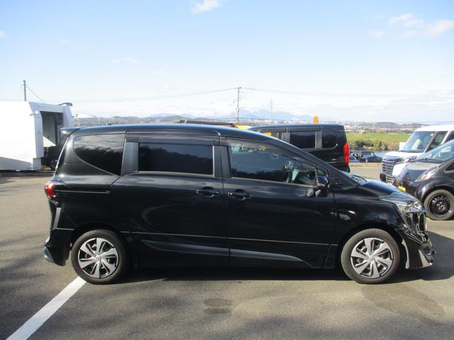 シエンタ Ｇ　クエロ　ワンオーナー車　禁煙車　モデリスタ　スペアキー　純正９インチナビ　フルセグＴＶ　ＴＶキャンセラー　全方位カメラ　両側パワースライドドア　ＥＴＣ　オートハイビーム　ステアリングリモコン（26枚目）