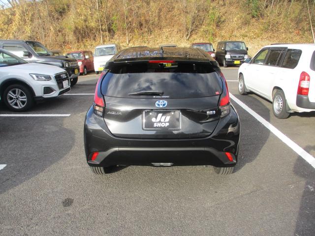 アクア Ｚ　１０．５インチ純正ディスプレイオーディオ　全方位カメラ　ＥＴＣ　前後ドライブレコーダー　ＢＳＭ　ＡＣ１００Ｖ　フルセグＴＶ　ＴＶキャンセラー　クルーズコントロール　ステアリングリモコン（6枚目）