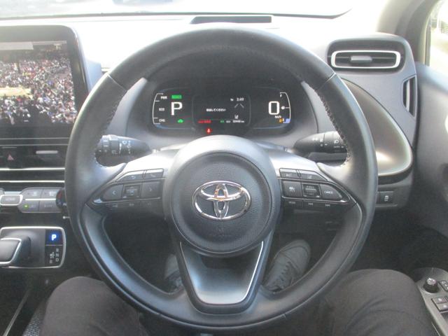 アクア Ｚ　１０．５インチ純正ディスプレイオーディオ　全方位カメラ　ＥＴＣ　前後ドライブレコーダー　ＢＳＭ　ＡＣ１００Ｖ　フルセグＴＶ　ＴＶキャンセラー　クルーズコントロール　ステアリングリモコン（13枚目）