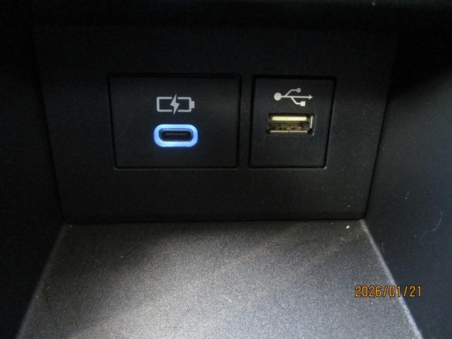 アクア Ｚ　１０．５インチ純正ディスプレイオーディオ　全方位カメラ　ＥＴＣ　前後ドライブレコーダー　ＢＳＭ　ＡＣ１００Ｖ　フルセグＴＶ　ＴＶキャンセラー　クルーズコントロール　ステアリングリモコン（23枚目）