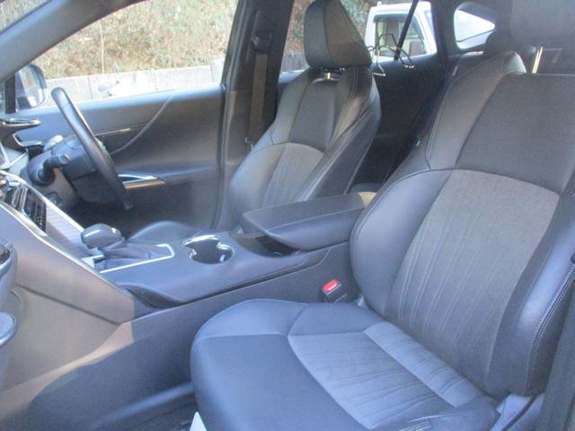 ハリアーハイブリッド Ｚ　パワーバックドア　ＪＢＬサウンド　デジタルインナーミラー　ＢＳＭ　レーダー　オートハイビーム　ＥＴＣ２．０　パワーシート　クルーズコントロール　ステアリングリモコン（12枚目）