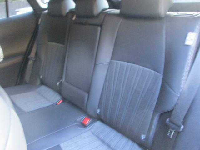 ハリアーハイブリッド Ｚ　パワーバックドア　ＪＢＬサウンド　デジタルインナーミラー　ＢＳＭ　レーダー　オートハイビーム　ＥＴＣ２．０　パワーシート　クルーズコントロール　ステアリングリモコン（13枚目）