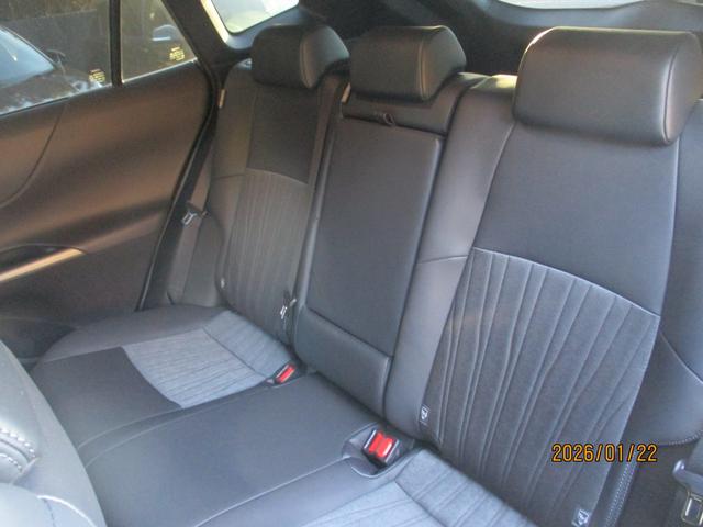 ハリアー Ｚ　ワンオーナー車　社外アルミ　ＪＢＬサウンド　デジタルインナーミラー（ドラレコ）　ＥＴＣ２．０　ＢＳＭ　ＴＶキャンセラー　パワーバックドア　オートハイビーム　パワーシート（13枚目）