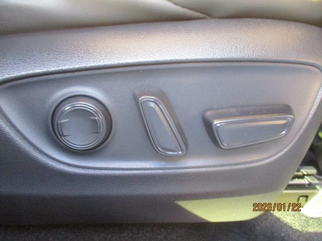 ハリアー Ｚ　ワンオーナー車　社外アルミ　ＪＢＬサウンド　デジタルインナーミラー（ドラレコ）　ＥＴＣ２．０　ＢＳＭ　ＴＶキャンセラー　パワーバックドア　オートハイビーム　パワーシート（26枚目）