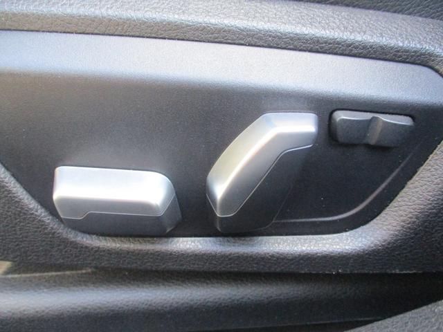 ３シリーズ ３１８ｉツーリング　Ｍスポーツ　パワーバックドア　スペアキー　ＥＴＣ　ステアリングリモコン　アイドリングストップ　プッシュスタート（14枚目）