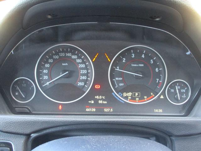 ３シリーズ ３１８ｉツーリング　Ｍスポーツ　パワーバックドア　スペアキー　ＥＴＣ　ステアリングリモコン　アイドリングストップ　プッシュスタート（33枚目）