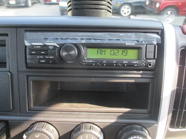 キャンター 全低床　平ボディ小型　スペアキー　オートライト　アイドリングストップ（20枚目）