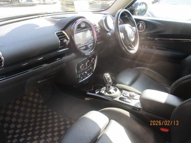 MINI クーパーD クラブマン シートヒーター クルーズコントロール オートライト Fドライブレコーダ- スペアキー(12枚目)