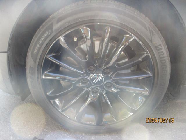 MINI クーパーD クラブマン シートヒーター クルーズコントロール オートライト Fドライブレコーダ- スペアキー(29枚目)