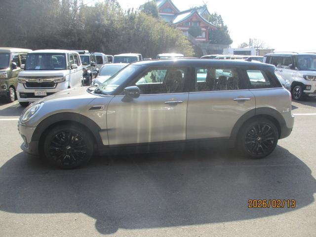 MINI クーパーD クラブマン シートヒーター クルーズコントロール オートライト Fドライブレコーダ- スペアキー(30枚目)