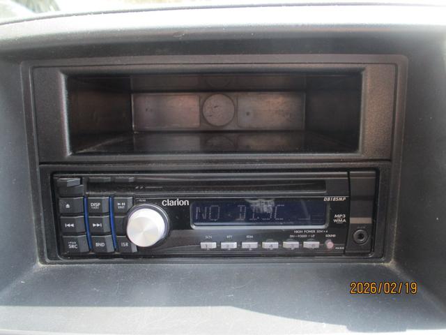 キャリイトラック ＫＵ　ワンオーナー　５ＭＴ　４ＷＤ（20枚目）