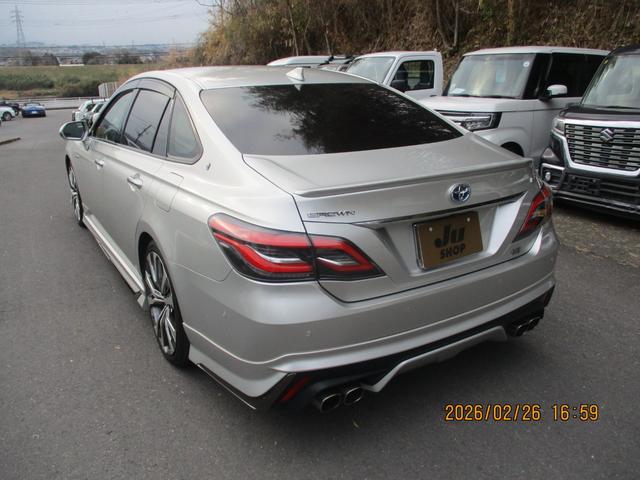 クラウンハイブリッド ＲＳアドバンス　モデリスタフルエアロ　モデリスタホイール　全方位カメラ　ＣＤ、ＤＶＤ　パワーシート　フルセグＴＶ　ドライブレコーダ－　オートハイビーム　クルーズコントロール　ステアリングリモコン　パドルシフト（8枚目）