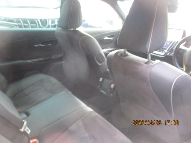 クラウンハイブリッド ＲＳアドバンス　モデリスタフルエアロ　モデリスタホイール　全方位カメラ　ＣＤ、ＤＶＤ　パワーシート　フルセグＴＶ　ドライブレコーダ－　オートハイビーム　クルーズコントロール　ステアリングリモコン　パドルシフト（12枚目）