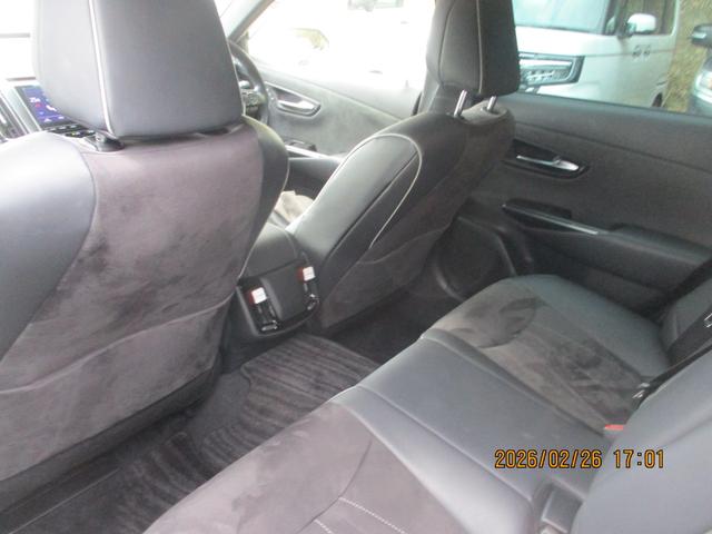 クラウンハイブリッド ＲＳアドバンス　モデリスタフルエアロ　モデリスタホイール　全方位カメラ　ＣＤ、ＤＶＤ　パワーシート　フルセグＴＶ　ドライブレコーダ－　オートハイビーム　クルーズコントロール　ステアリングリモコン　パドルシフト（15枚目）