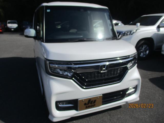 Ｎ－ＢＯＸカスタム Ｇ・Ｌターボホンダセンシング　両側パワースライドドア　純正ナビ　フルセグＴＶ　バックカメラ　シートヒーター　クルーズコントロール　ステアリングリモコン　ＥＴＣ　安全装備（4枚目）