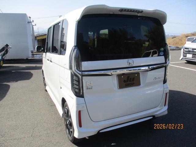 Ｎ－ＢＯＸカスタム Ｇ・Ｌターボホンダセンシング　両側パワースライドドア　純正ナビ　フルセグＴＶ　バックカメラ　シートヒーター　クルーズコントロール　ステアリングリモコン　ＥＴＣ　安全装備（7枚目）