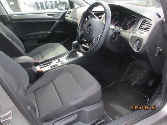 ゴルフ TSIコンフォートライン コネクト ワンオーナー車 禁煙車 クルーズコントロール フルセグTV バックカメラ CD、DVD ETC ドライブレコーダ-(9枚目)