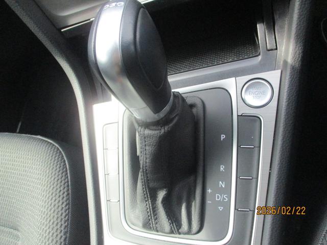 ゴルフ TSIコンフォートライン コネクト ワンオーナー車 禁煙車 クルーズコントロール フルセグTV バックカメラ CD、DVD ETC ドライブレコーダ-(24枚目)