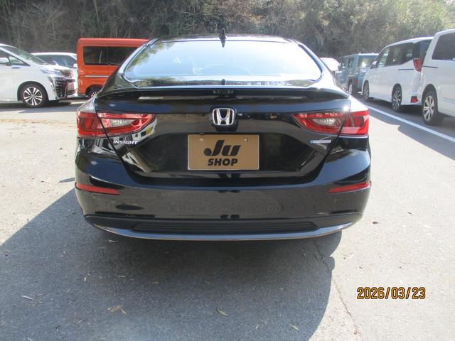 インサイト EX・ブラックスタイル 禁煙車 シートヒーター フルセグTV バックカメラ BSM クルーズコントロール ステアリングリモコン オートライト プッシュスタート(7枚目)