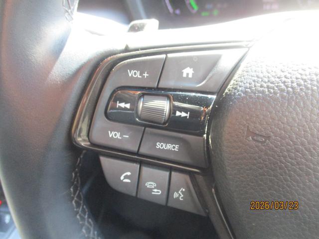 インサイト EX・ブラックスタイル 禁煙車 シートヒーター フルセグTV バックカメラ BSM クルーズコントロール ステアリングリモコン オートライト プッシュスタート(22枚目)